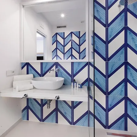 - Luis 2 11 Lejlighed Sorrento