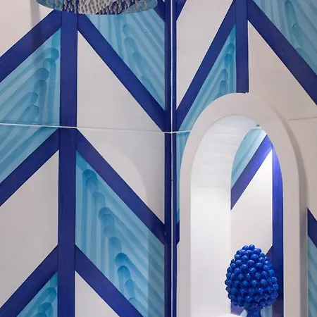 - Luis 2 11 * Península Sorrentina