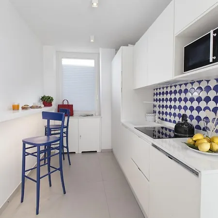 - Luis 2 11 Península Sorrentina